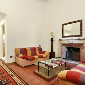 Pergola House Lucca
